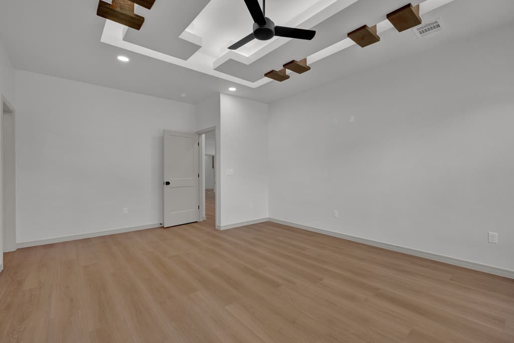 master bedroom 2.jpg