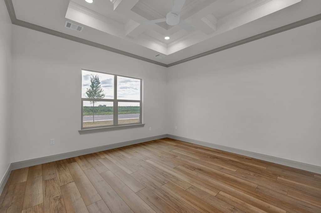 master bedroom 1.jpg